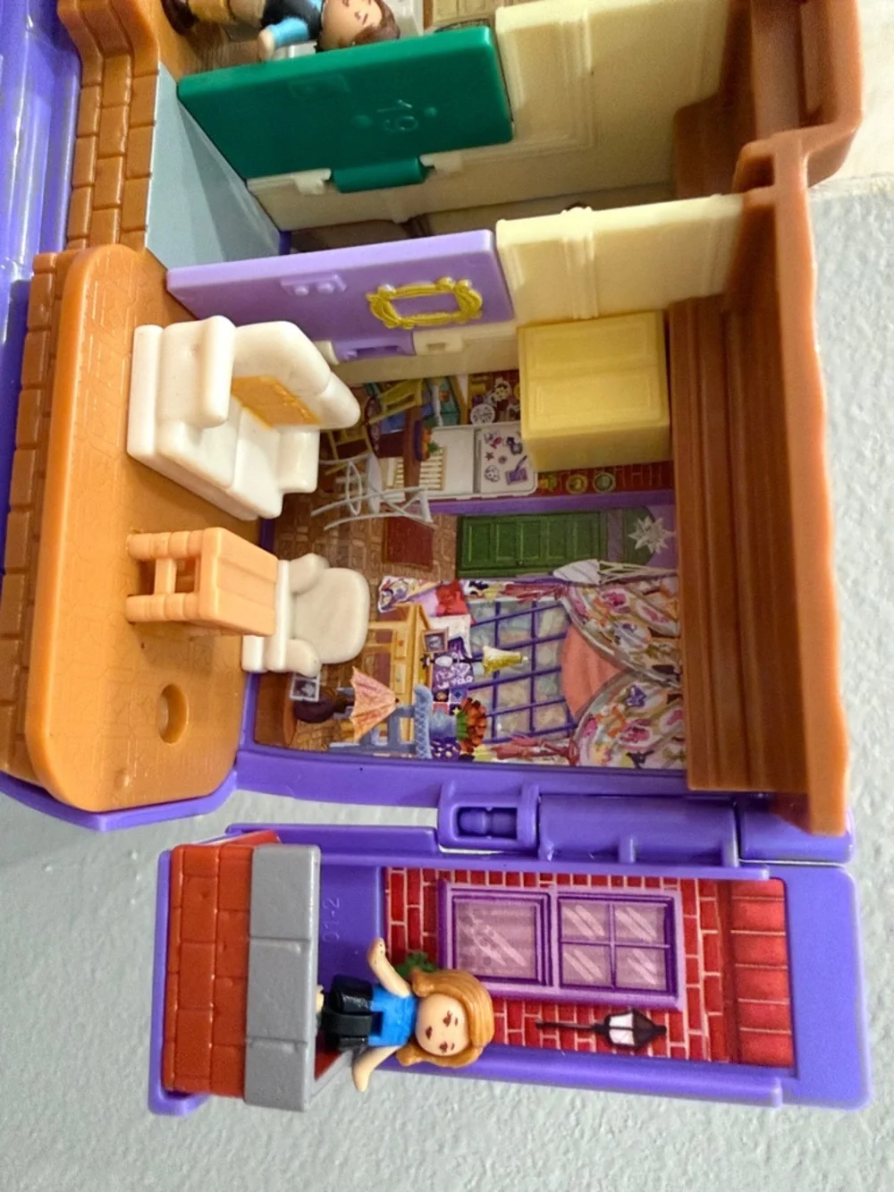 Friends Polly Picket Playset Carrying Case - Purple with Orange & Green Interior